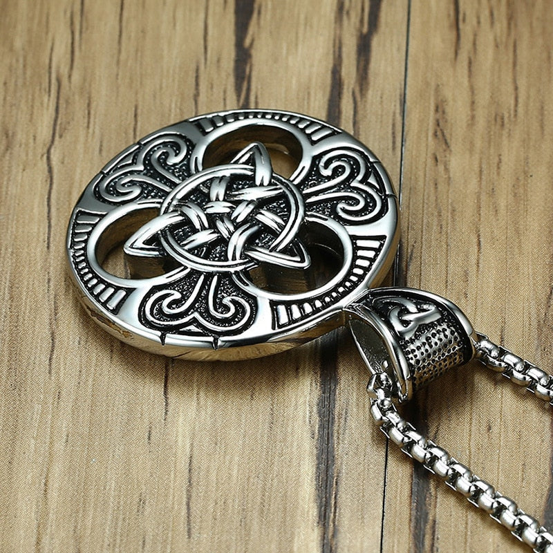 Men's Irish Celtic Triquetra Pendant Necklace